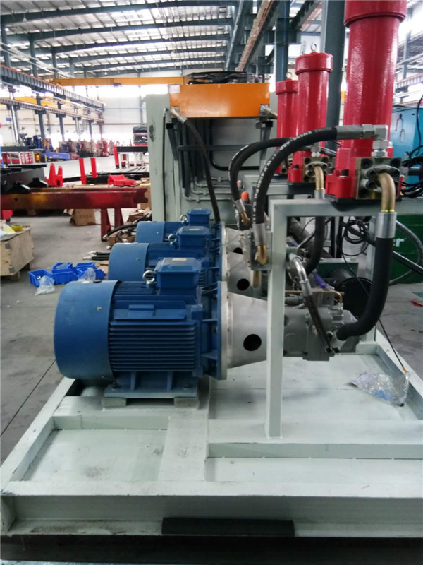 吊機(jī)調(diào)試臺集中供油系